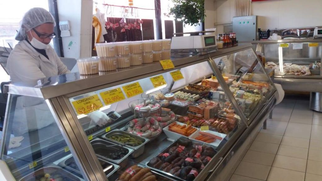 Decomisan mil 500 kilos de carne en mal estado en fiscalizaciones de Fiestas Patrias en Valdivia y Paillaco
