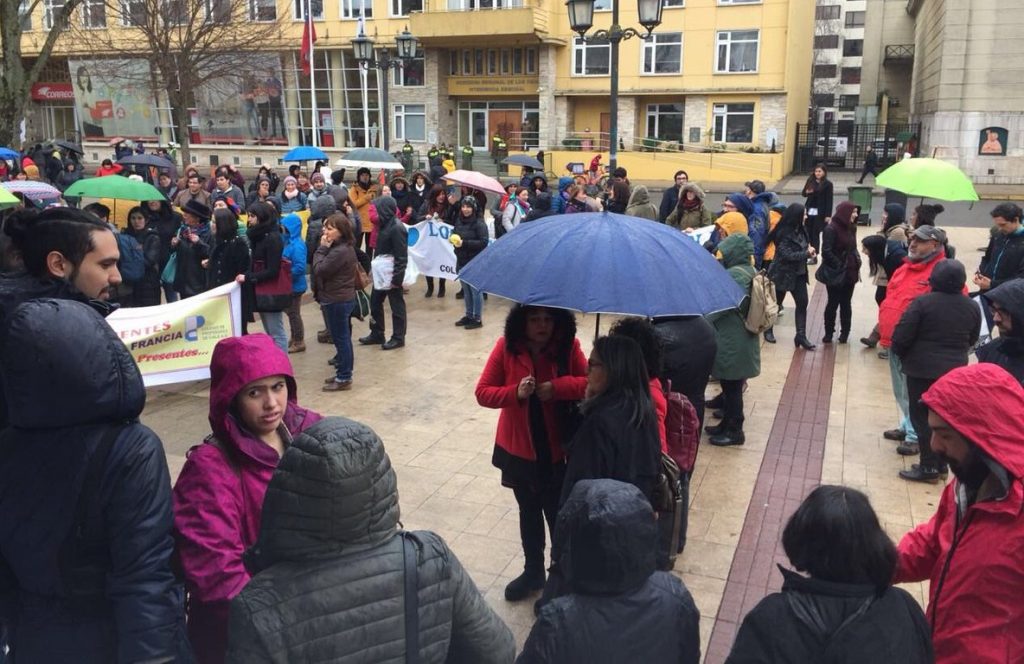Profesores de Valdivia realizaron paro de alerta ante nula respuesta de su petitorio nacional
