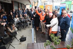 En Valdivia inauguraron la primera Plaza Smart: dispone de cargadores eléctricos