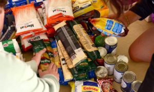 Valdivia: Este lunes comienza recepción de donaciones para afectados por incendios en región de Valparaíso