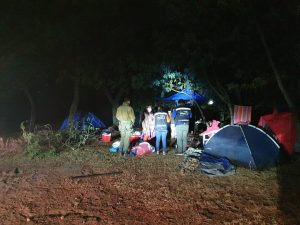 Cursan 43 sumarios sanitarios en campamentos masivos en Los Lagos y Mariquina: 7 personas quedaron detenidas