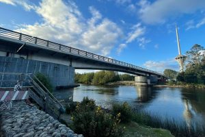 Harán nueva apertura del puente Cau Cau por el proyecto de solución definitiva