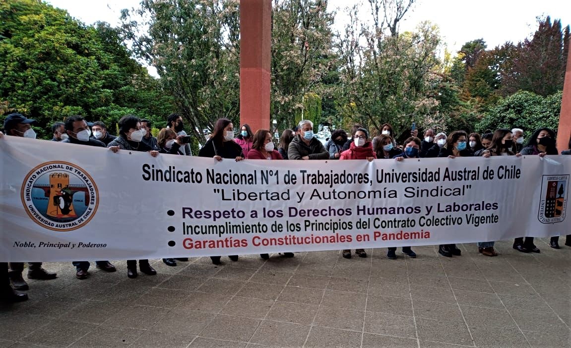 Sindicato de Trabajadores UACh advierte que toma de edificios “va a durar hasta que dure la huelga”