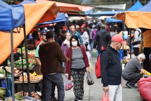 Valdivia: Cambian la ubicación de ferias libres del viernes y sábado por trabajos del SERVIU
