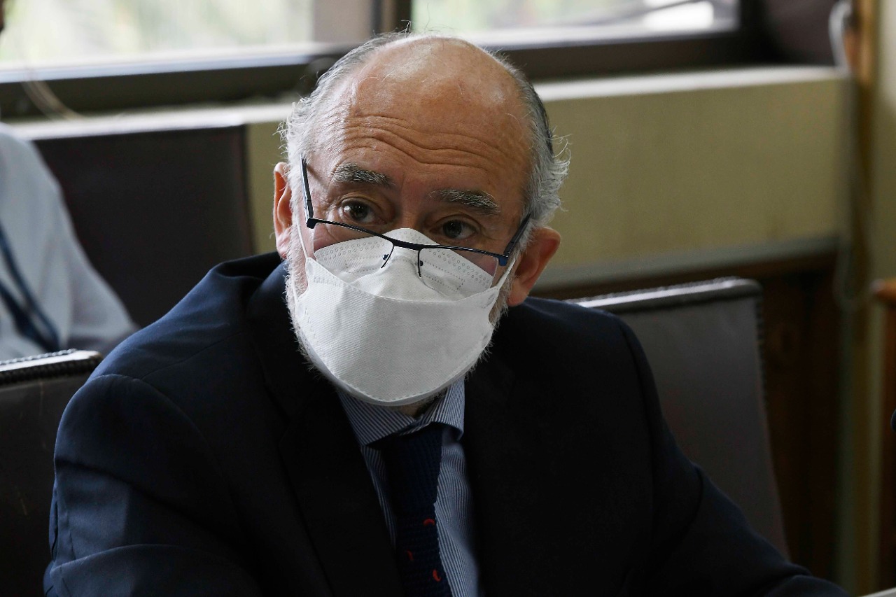 Senador Flores pide que refuerzo asistencial por pandemia se asegure en ley de presupuesto
