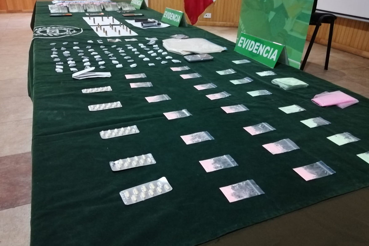 Detienen a cinco personas por tráfico de drogas en Valdivia: Incautación supera los $15 millones
