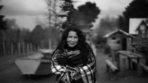 Dedican exposición fotográfica a diez cantoras populares de Los Ríos