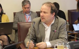 De Urresti oficiará a Gobierno y Carabineros por incierta construcción de un retén en Guacamayo
