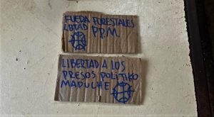 Denuncian que PDI no advirtió escritos reinvidicatorios en atentado de Punucapa