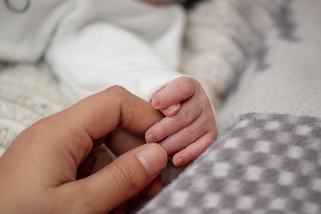 Pequeño Emiliano sigue luchando en casa y familia llama a colaborar con campaña para tratamiento