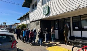 Electores concurren en masa para excusarse de votar en Valdivia