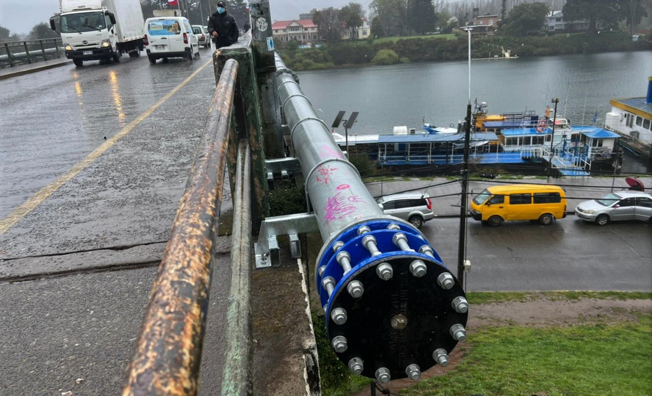 Implementarán mejoras en el puente Pedro de Valdivia para reducir impacto estético de tuberías