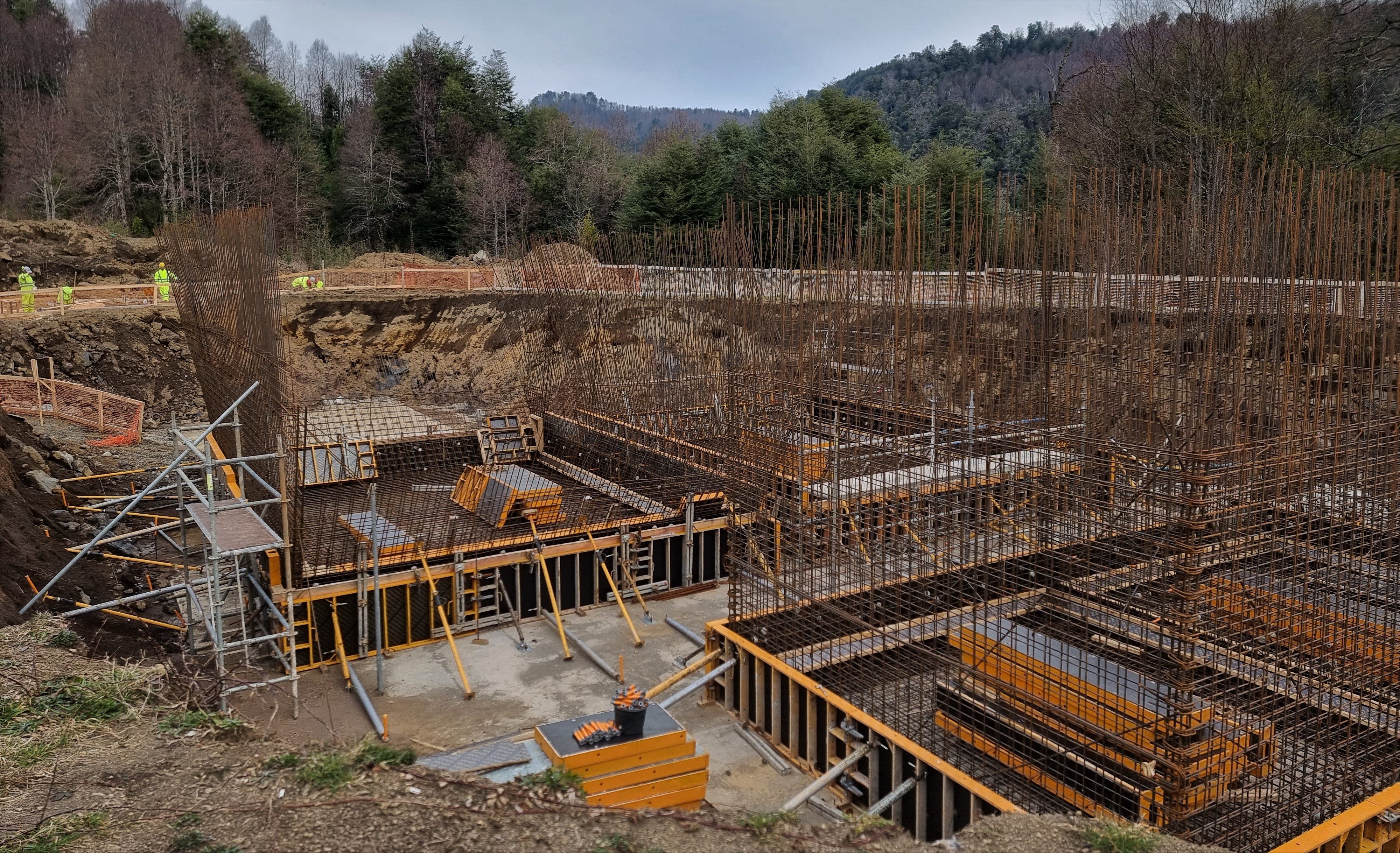 Calculan total regional: Quiebra de constructora afecta a 130 trabajadores en Panguipulli