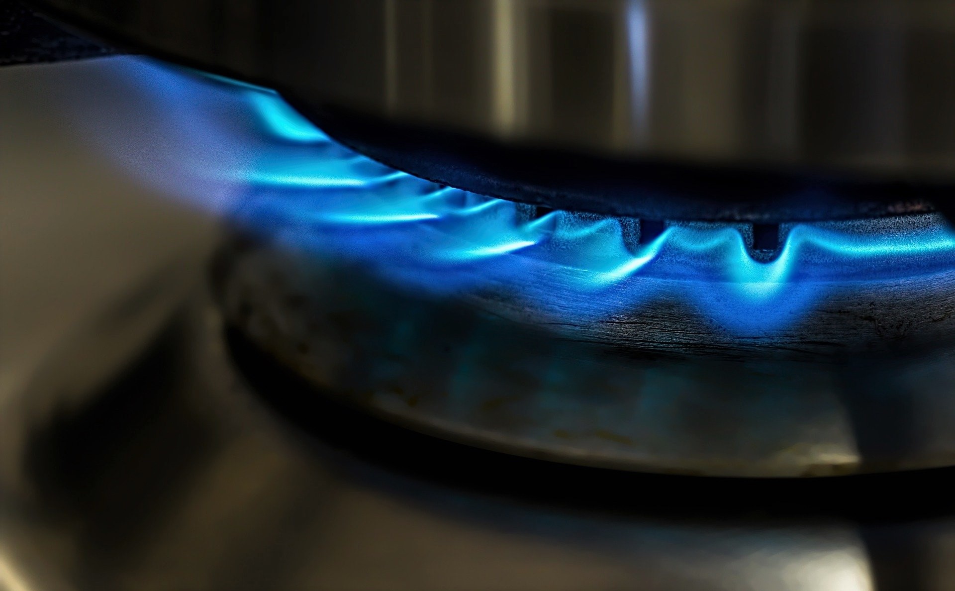 Anuncian rebajas para clientes de empresa de gas licuado en Valdivia