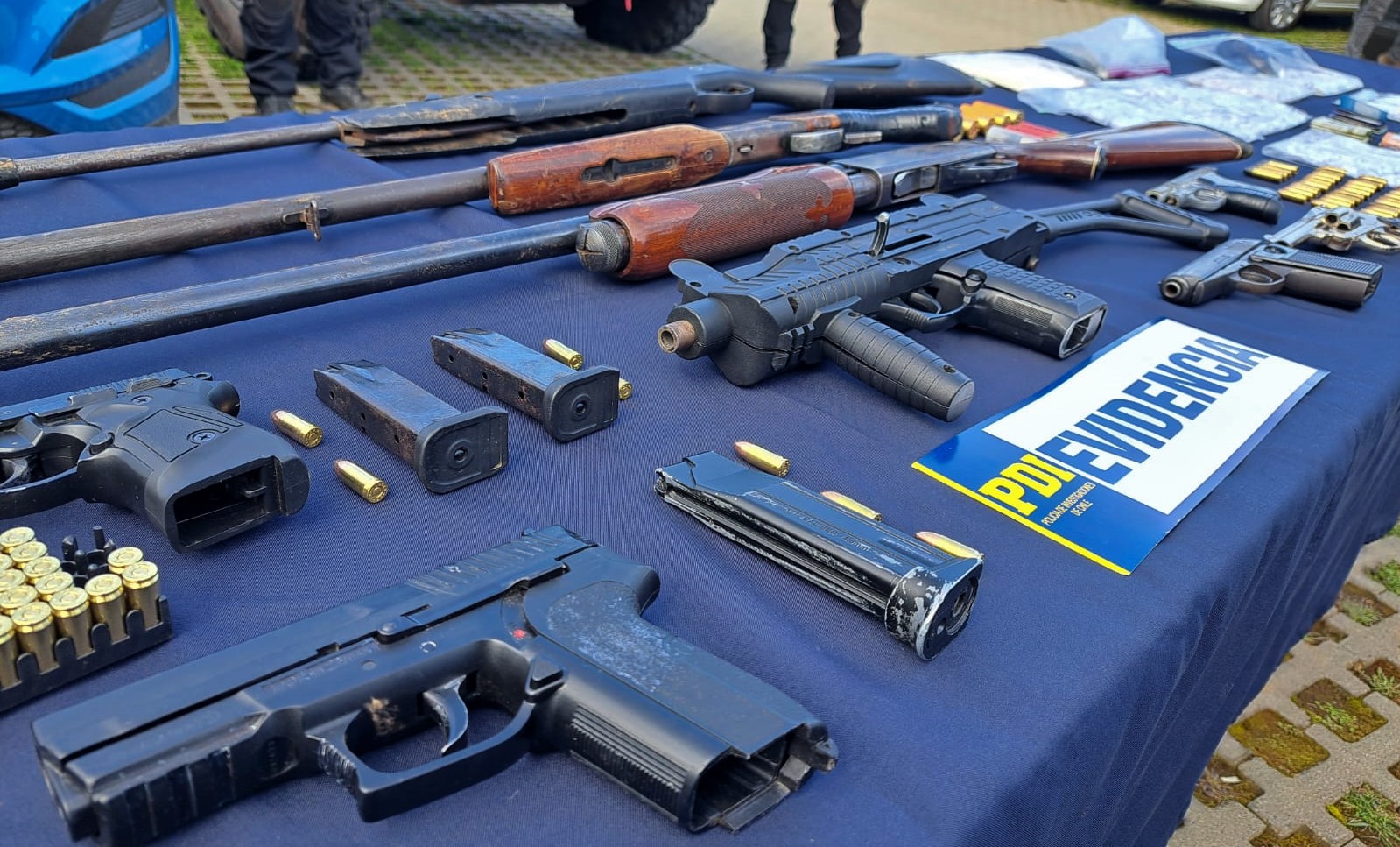 Operación "Herederos" deja 16 detenidos y diverso armamento incautado en Valdivia