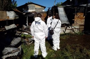 Hallan el cuerpo de una mujer calcinada en medio de un incendio en Valdivia