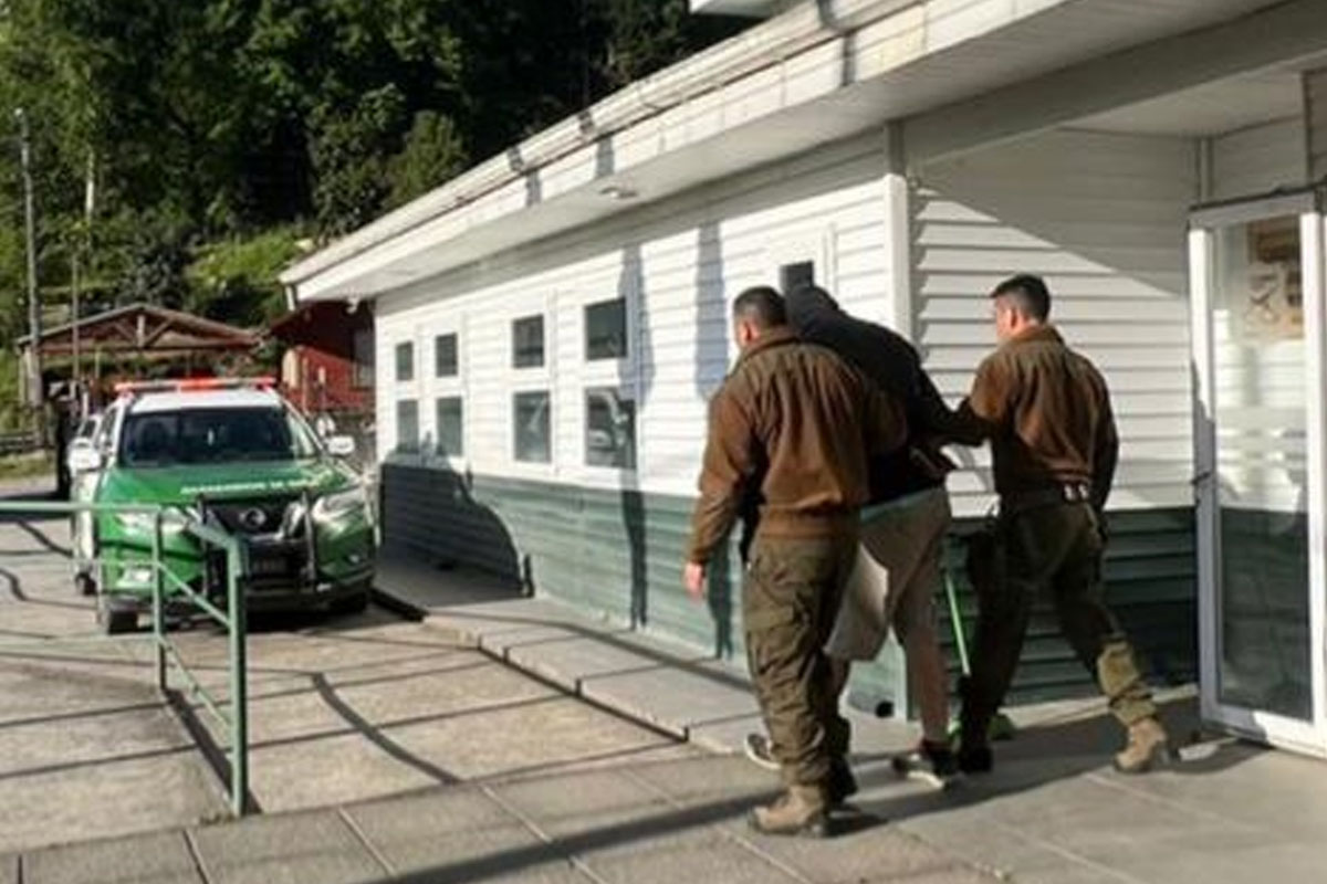 Habría confesado: Detienen al presunto autor de un homicidio con arma blanca en Panguipulli