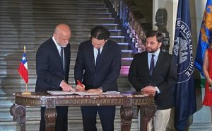 Senador De Urresti apuesta por acotar temas de discusión en nuevo “Consejo Constitucional”