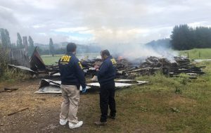 Gobierno por ataque incendiario en Lanco: “La violencia como mecanismo de presión no es aceptable”