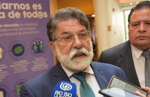 Cuvertino por proceso constituyente: “Los expertos no nos dan la garantía de una buena Constitución”
