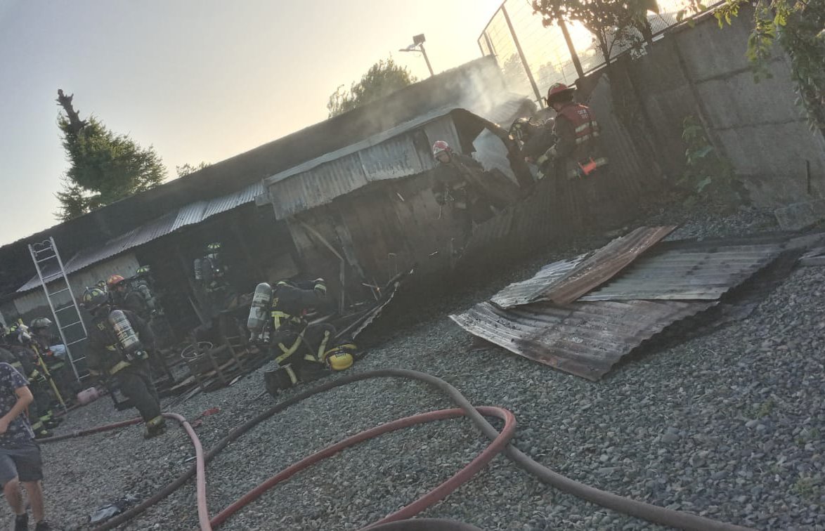 Asado navideño terminó con un incendio en inmueble de Valdivia
