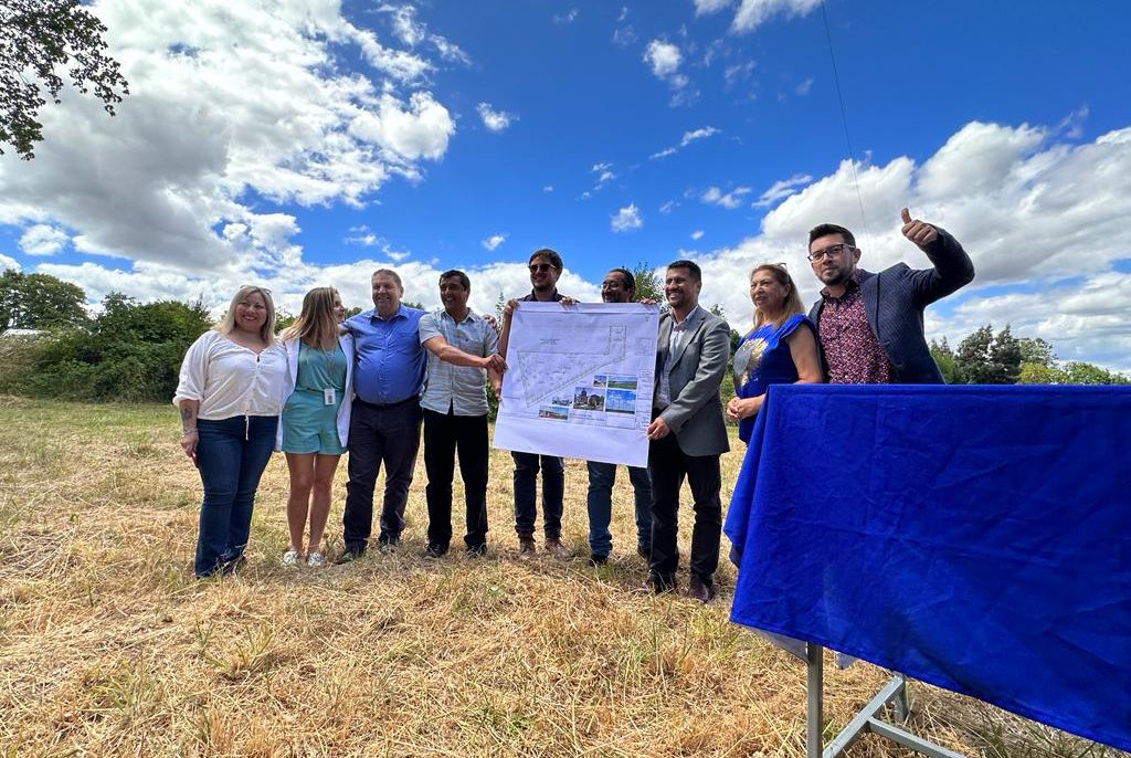 Entregan terrenos a CFT Estatal en La Unión que serán usados para emplazar un “Patio Experimental”