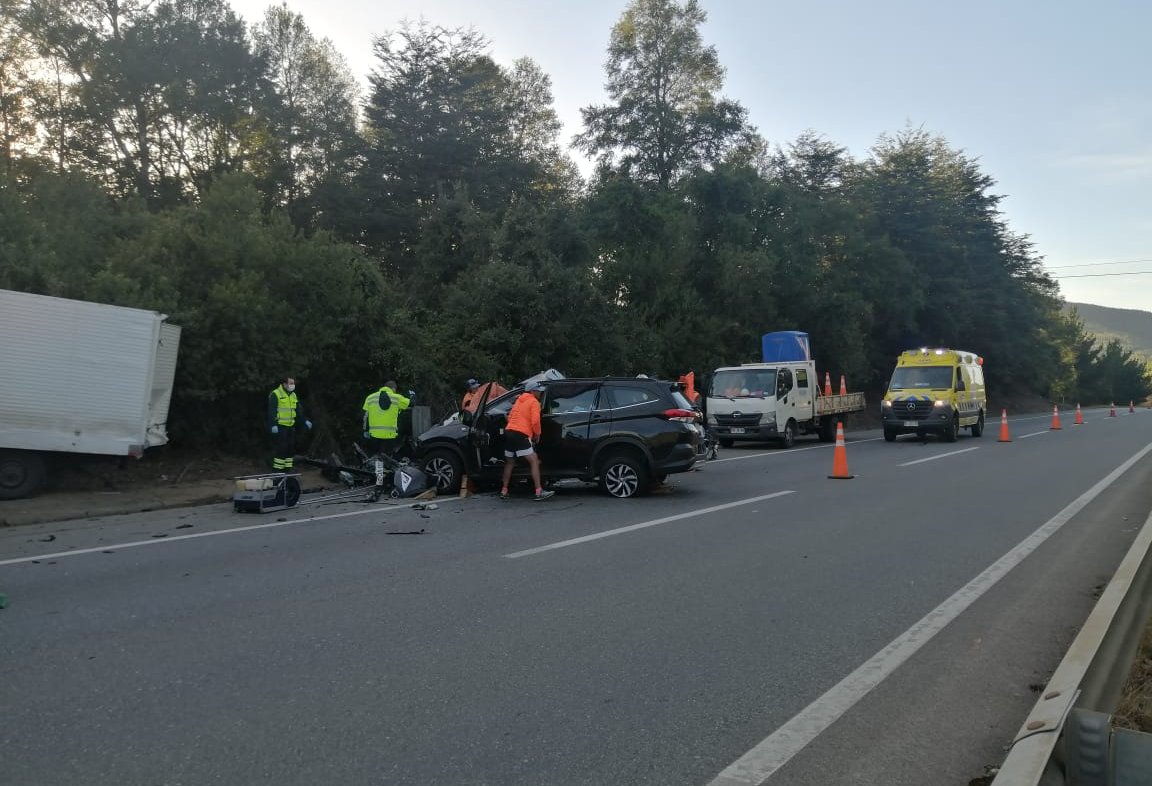Una madre y su hija resultaron con lesiones tras accidente de tránsito en Los Lagos