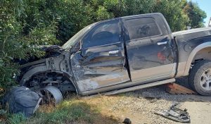 Camioneta colisionó con dos minibuses y dejó al menos dos lesionados en la ruta Mariquina-Valdivia
