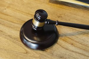Arriesga presidio perpetuo: Justicia condena a acusado por femicidio de su conviviente en Valdivia