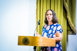 Parlamentarios de Los Ríos presionan por cambio de Gabinete y piden salida de la canciller Urrejola