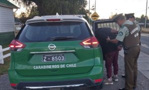 Gritos de auxilio y retención de vecinos frustran robo a una casa en Río Bueno
