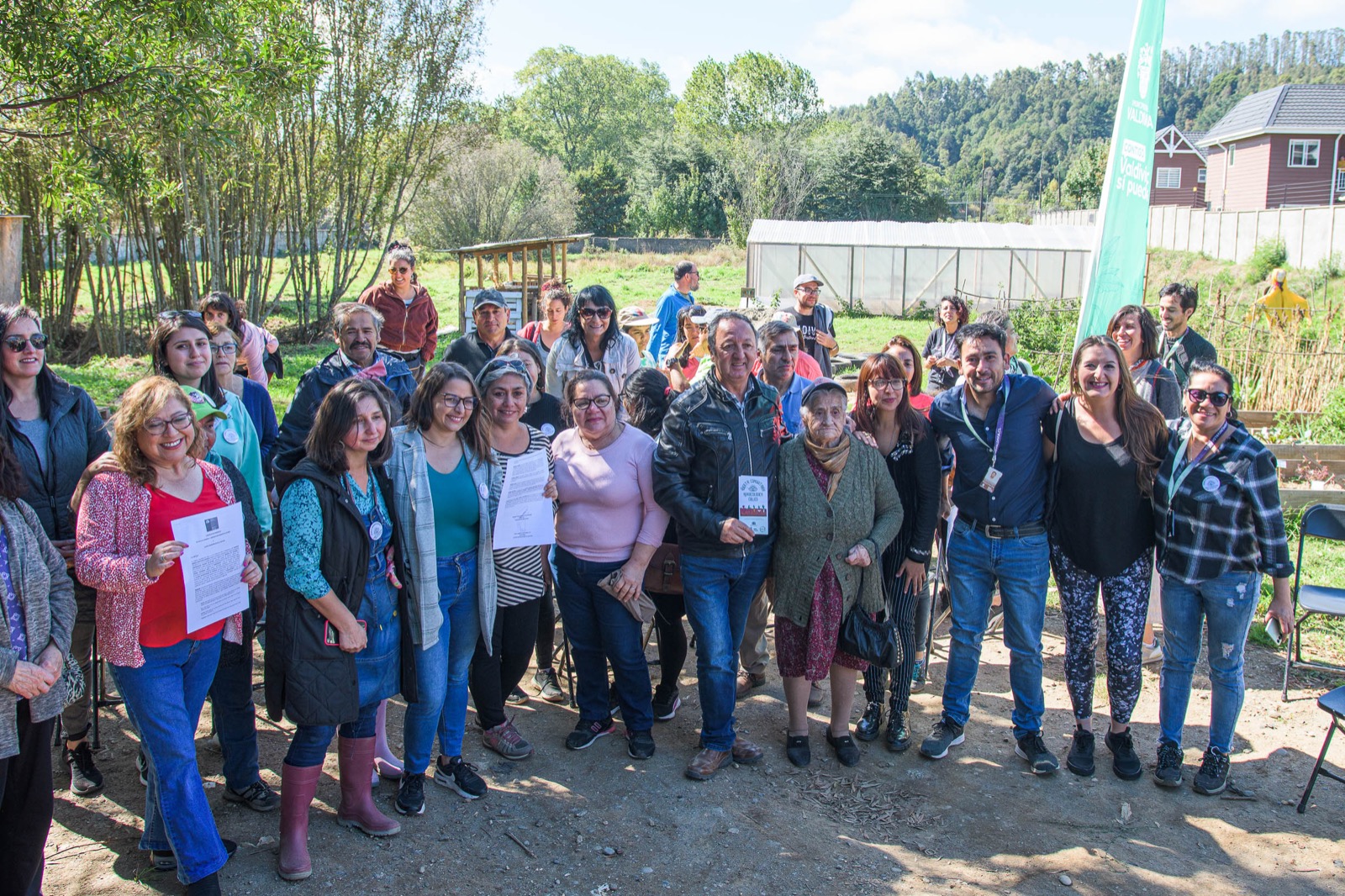 Entregan terrenos para emplazar el futuro parque Silo de Collico en Valdivia