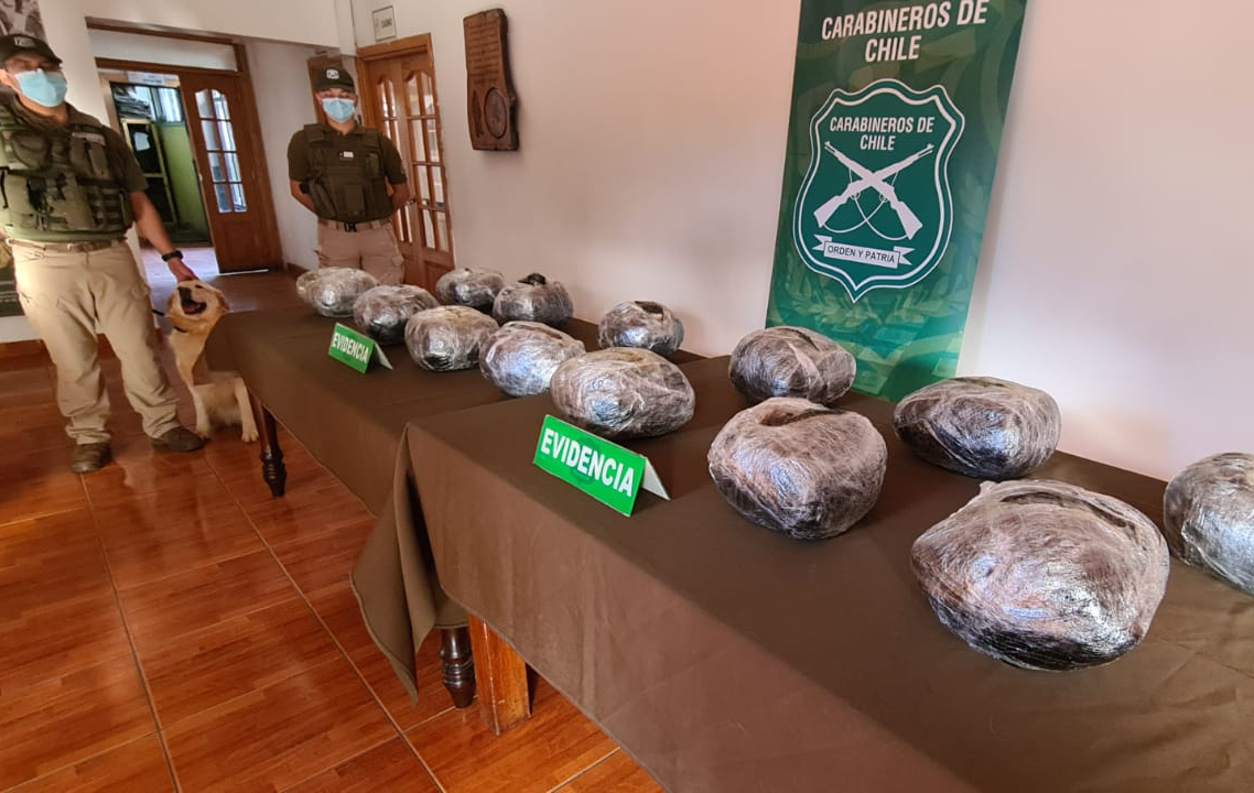 Preso quedó hombre sorprendido en control carretero con 14 kilos de marihuana en La Unión