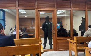 Dejan preso a imputado por asesinato de un hombre baleado en el antejardín de su casa en Valdivia