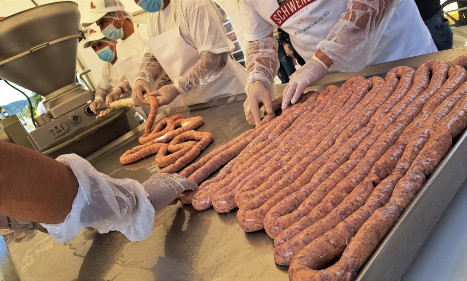 “En Paillaco son superiores”: Alcalde irá por denominación de origen para longanizas y desafía a Chillán
