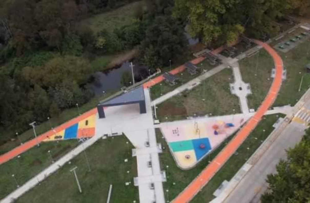 Renovada costanera con espacio techado para ferias y actividades sociales fue inaugurada en Máfil
