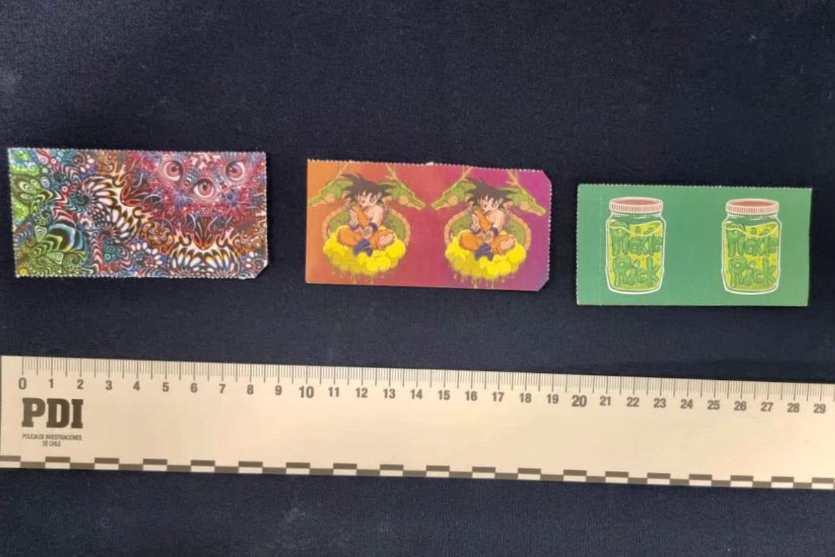 Pedía droga por encomienda desde Europa: Un hombre fue detenido por traficar LSD en Panguipulli