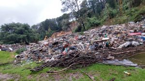 SMA investigará grave deslizamiento de basura desde el vertedero de Morrompulli