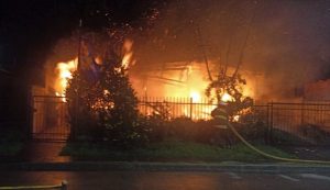 Incendio provocó la muerte de dos personas en una vivienda de Lago Ranco