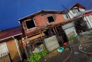 Una mascota murió en incendio que dejó a cinco personas damnificadas en Valdivia