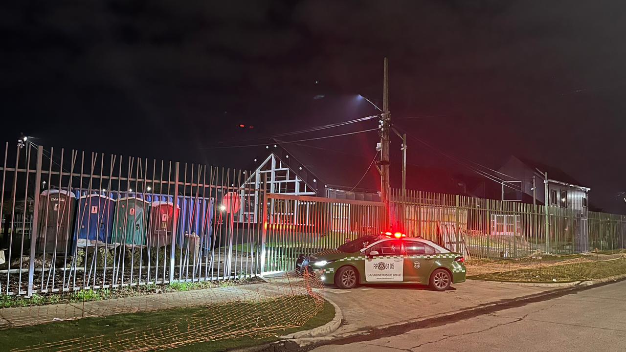 Fue captado por cámaras de seguridad: Detienen a hombre que intentó robar en edificio en construcción
