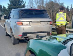 Los Ríos: Carabineros detuvo a conductor que transitaba con alcohol y a 196 kilómetros por hora