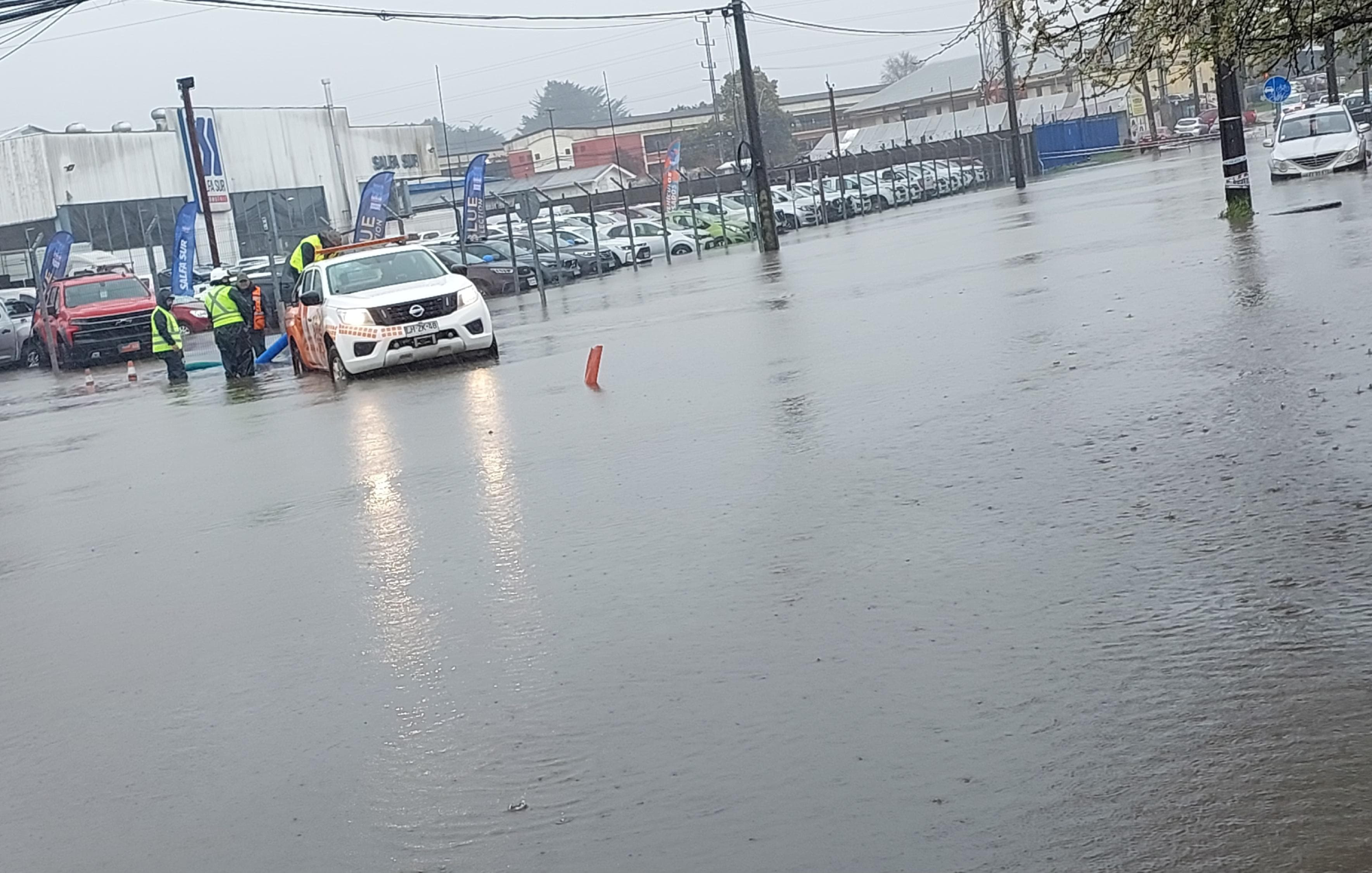 Alcaldesa Amtmann por calles anegadas por sistema frontal: “Se tiene que solucionar con urgencia”