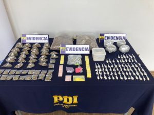 Iban a lanzar droga a la cárcel: Dos detenidos tras operativo de la PDI en Valdivia