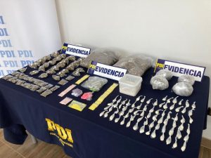 PDI detiene a tres personas por venta de droga en Futrono y Nontuelá