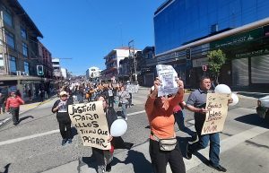 Más de cien personas marcharon para exigir justicia en caso de maltrato animal en Valdivia