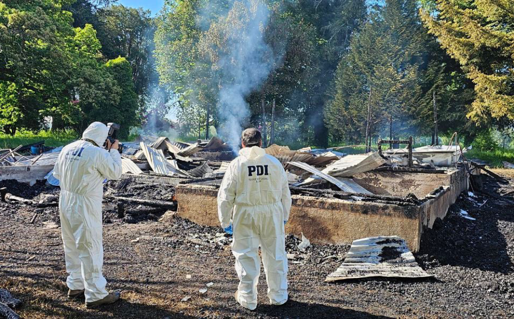 Parlamentarios exigen más medidas en seguridad tras ataque incendiario que afectó a inmueble en Lanco