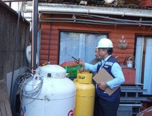 SEC Los Ríos detecta deficiencias en instalaciones eléctricas y de gas en hospedajes de Valdivia