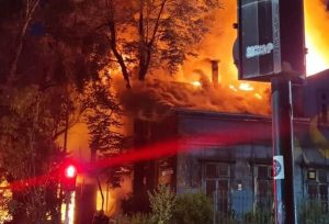 Buscan soluciones para trabajadores sin fuente de trabajo tras incendio en "La Última Frontera"