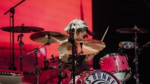 Cancamusa, la baterista valdiviana que tocará con Los Bunkers en el Festival de Viña del Mar